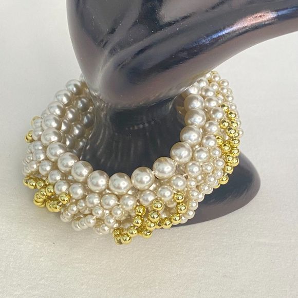 Beaded Stretch Bracelet Chunky Gold Tone And Pearlesque Layered Pattern - Picture 1 of 8